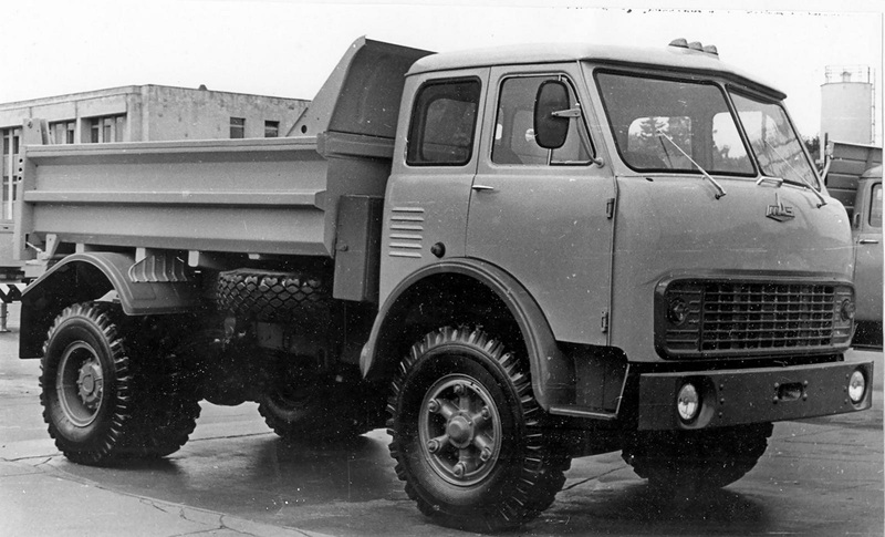 МАЗ-5549